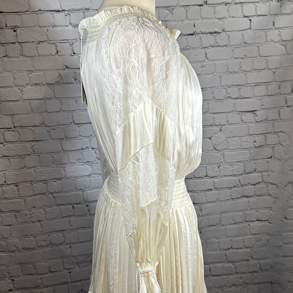 Ramy Brook Victorian Bohemian Mini Trent Lace Off-the-Shoulder Dress XS NEW - Picture 16 of 16